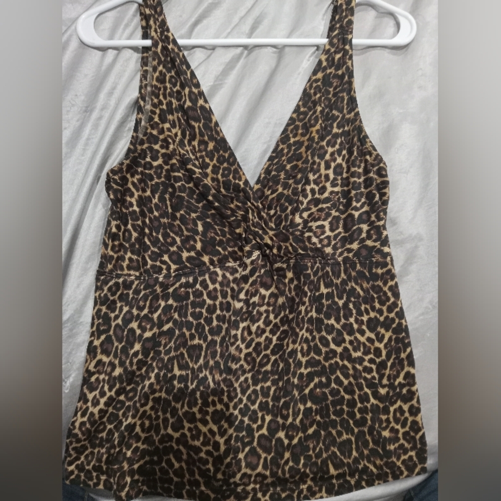 Pinup Couture *L* Leopard print top